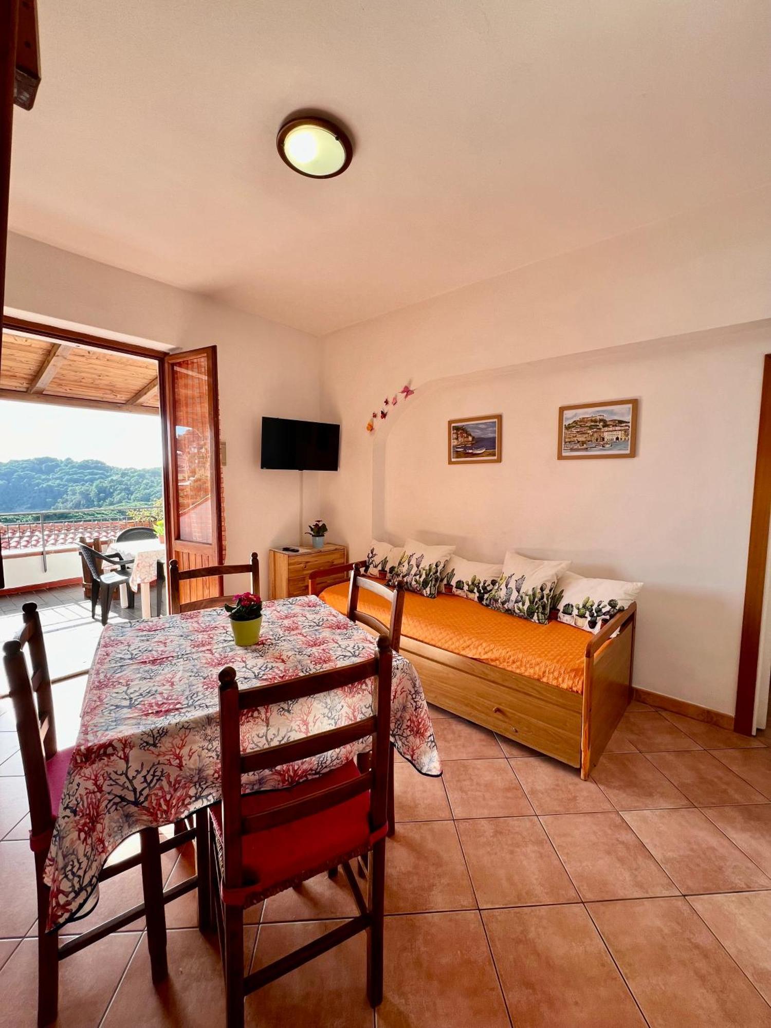 Case Vacanze Maestrale Fetovaia Luaran gambar