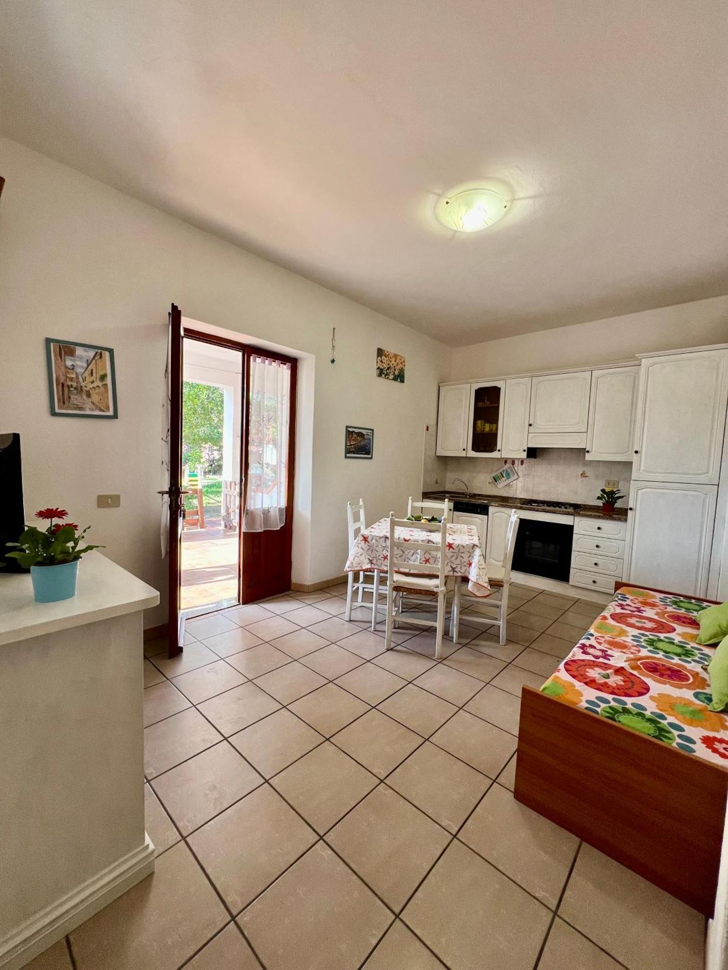 Case Vacanze Maestrale Fetovaia Luaran gambar