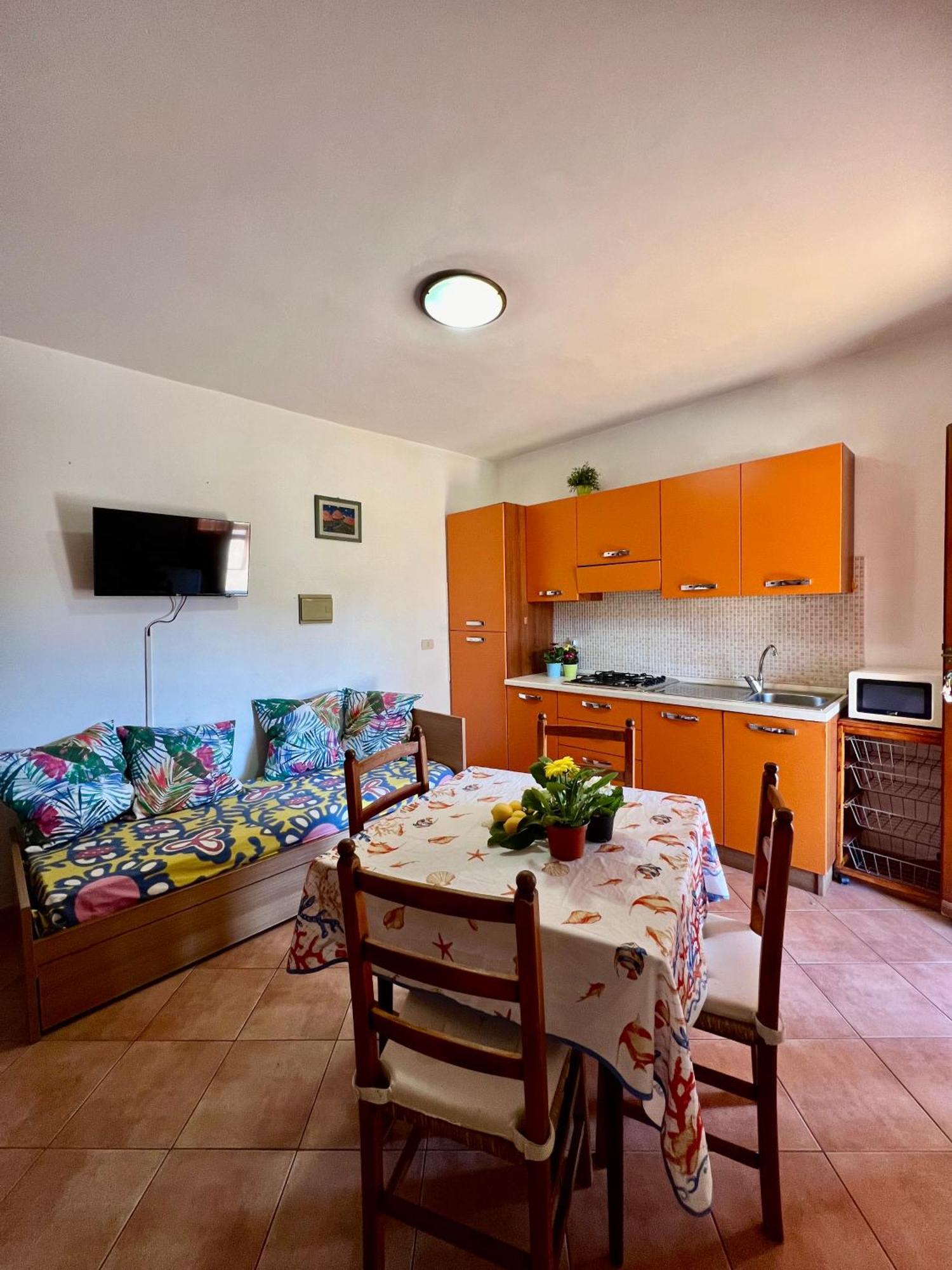 Case Vacanze Maestrale Fetovaia Luaran gambar