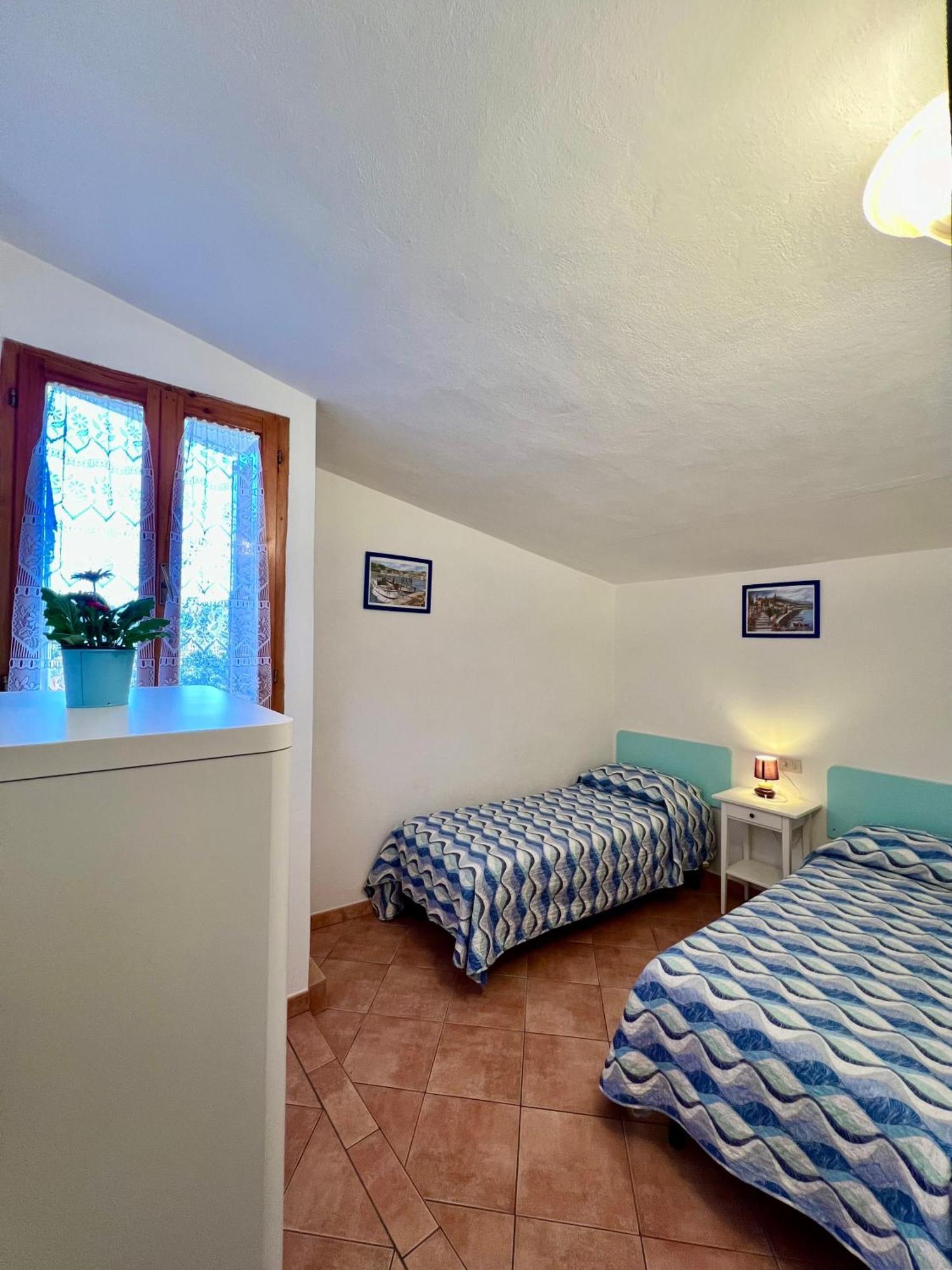 Case Vacanze Maestrale Fetovaia Luaran gambar