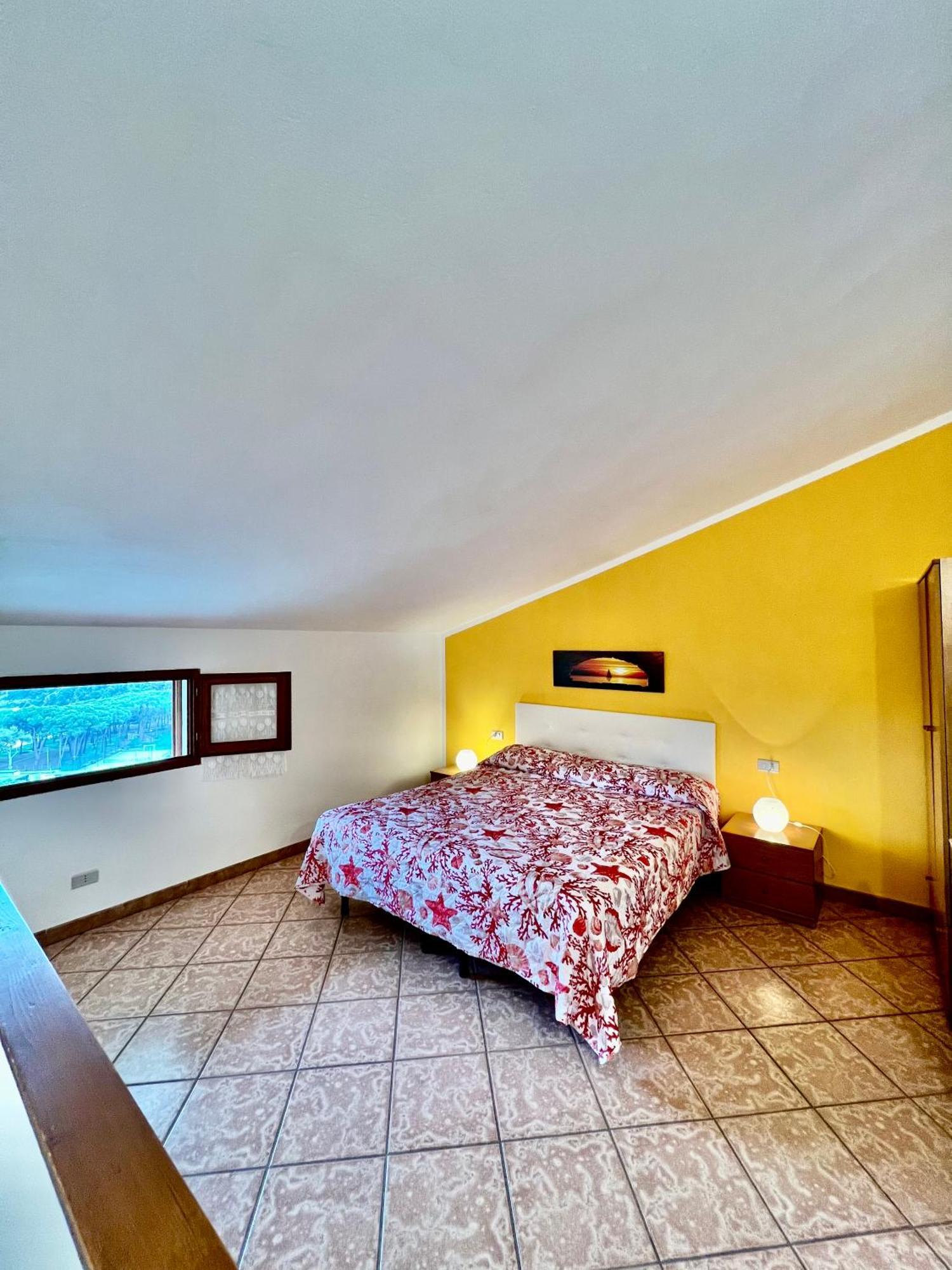 Case Vacanze Maestrale Fetovaia Luaran gambar
