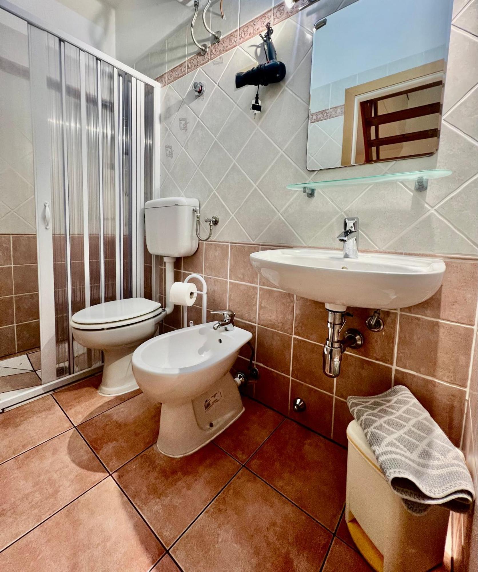 Case Vacanze Maestrale Fetovaia Luaran gambar