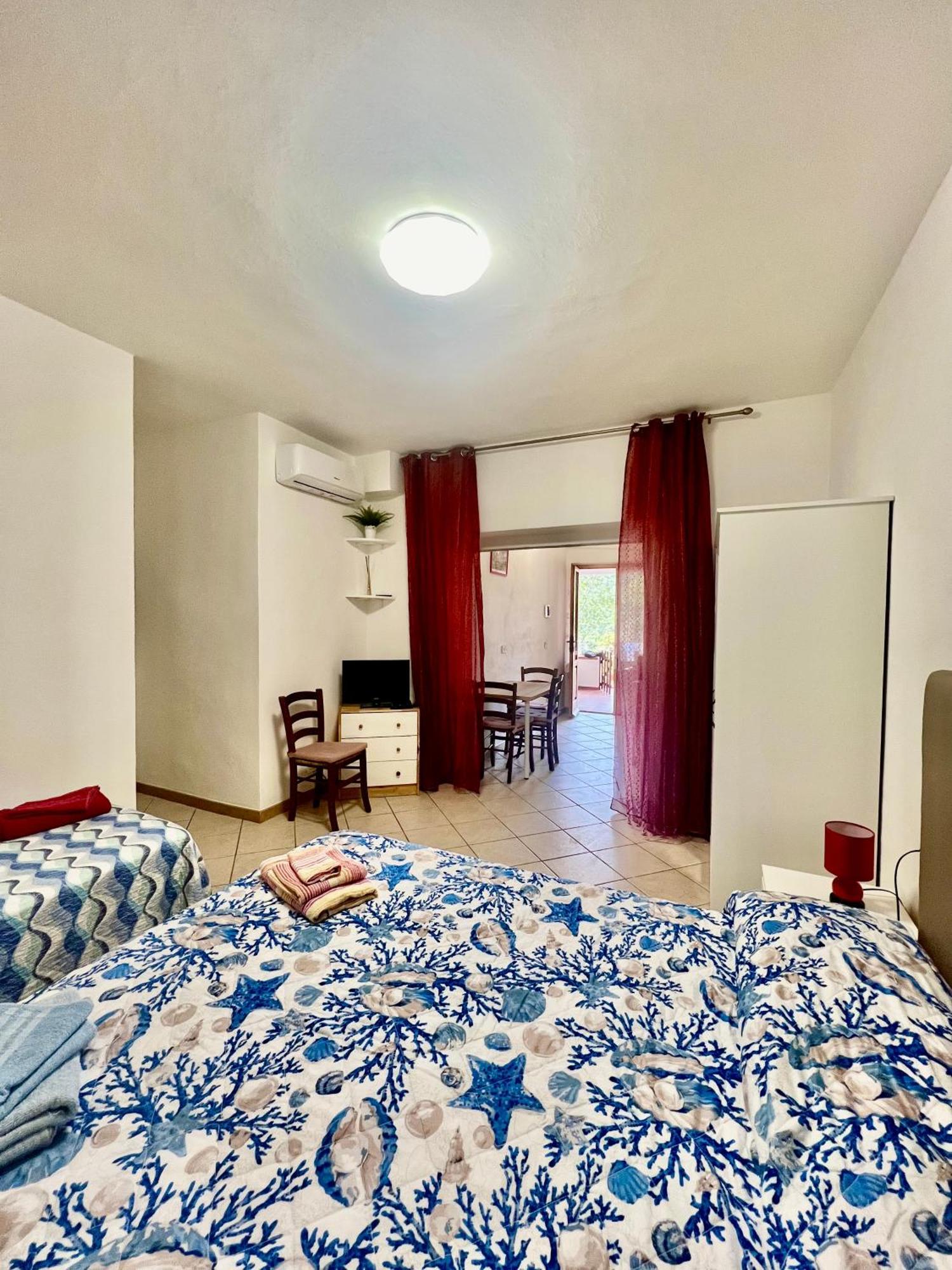Case Vacanze Maestrale Fetovaia Luaran gambar