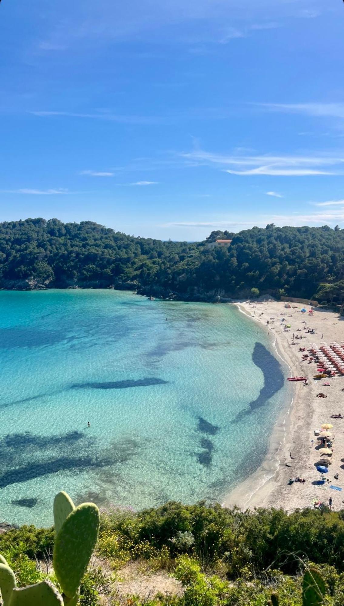 Case Vacanze Maestrale Fetovaia Luaran gambar