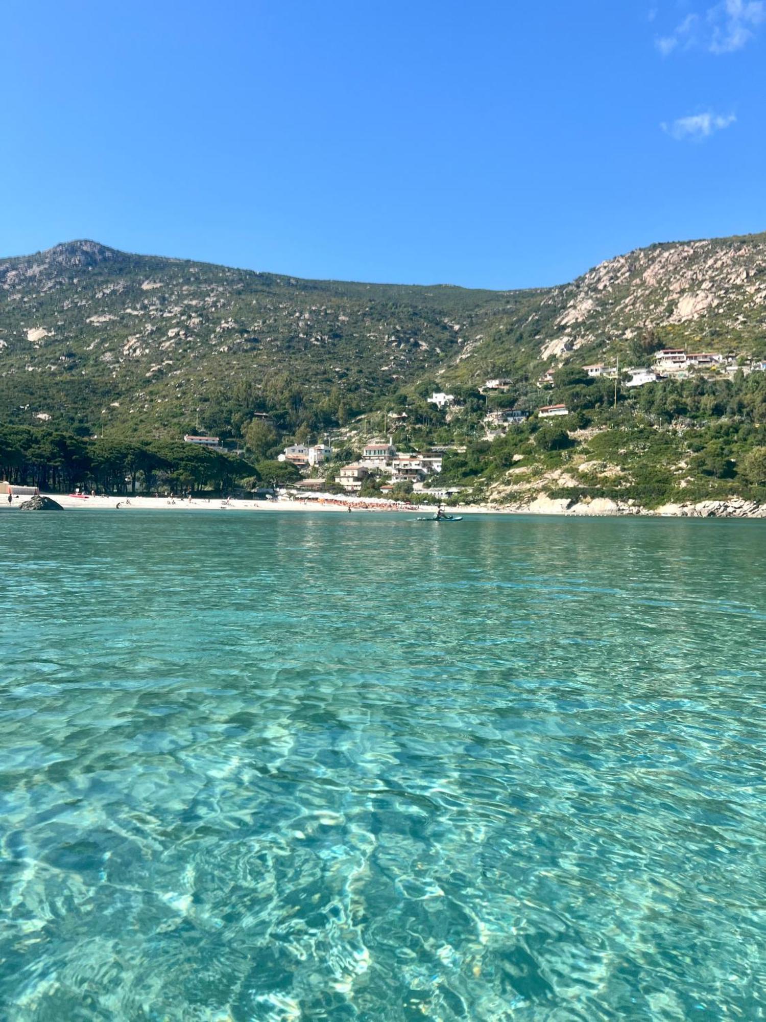 Case Vacanze Maestrale Fetovaia Luaran gambar